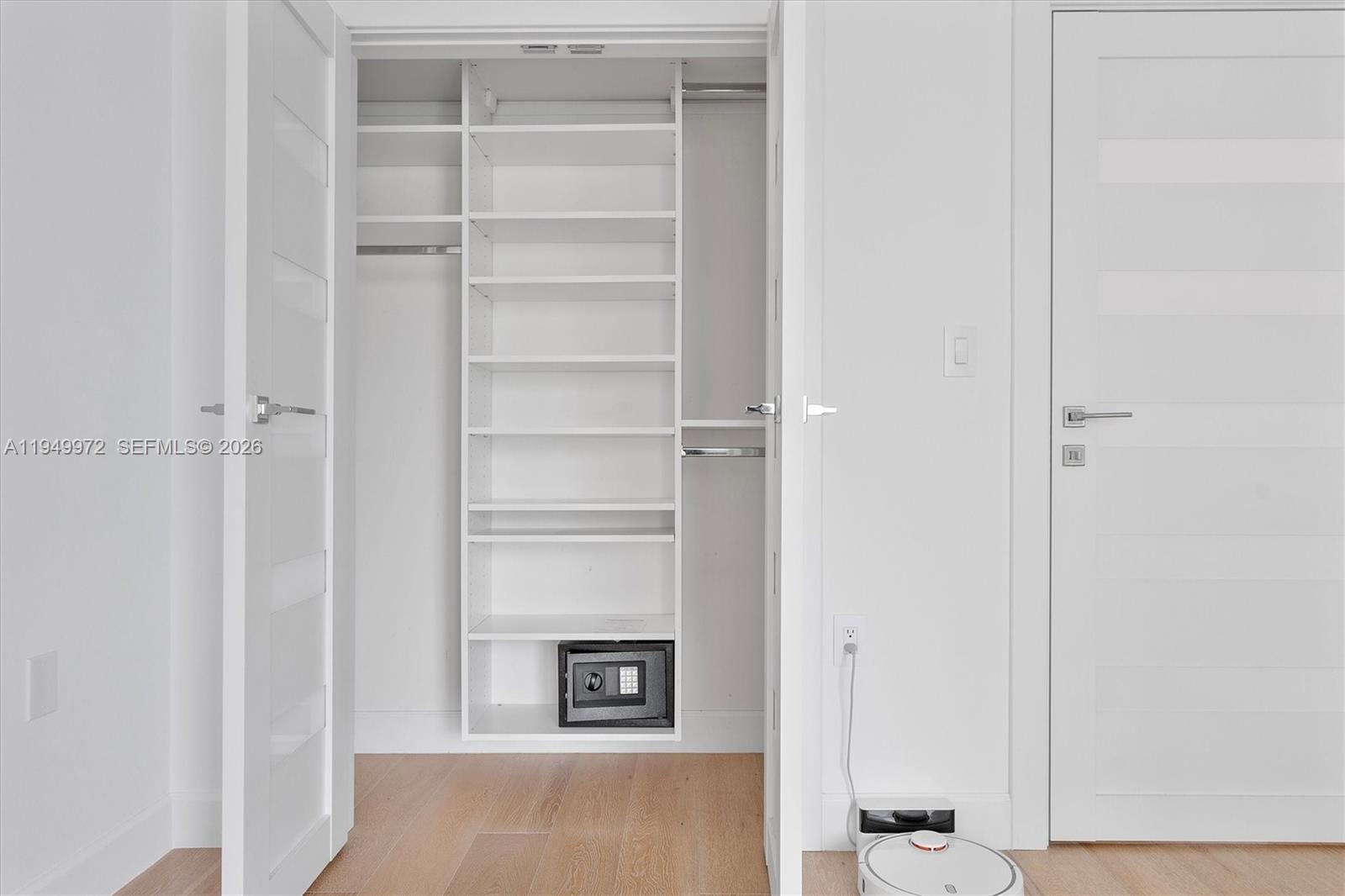 image St Tropez Sunny Isles38