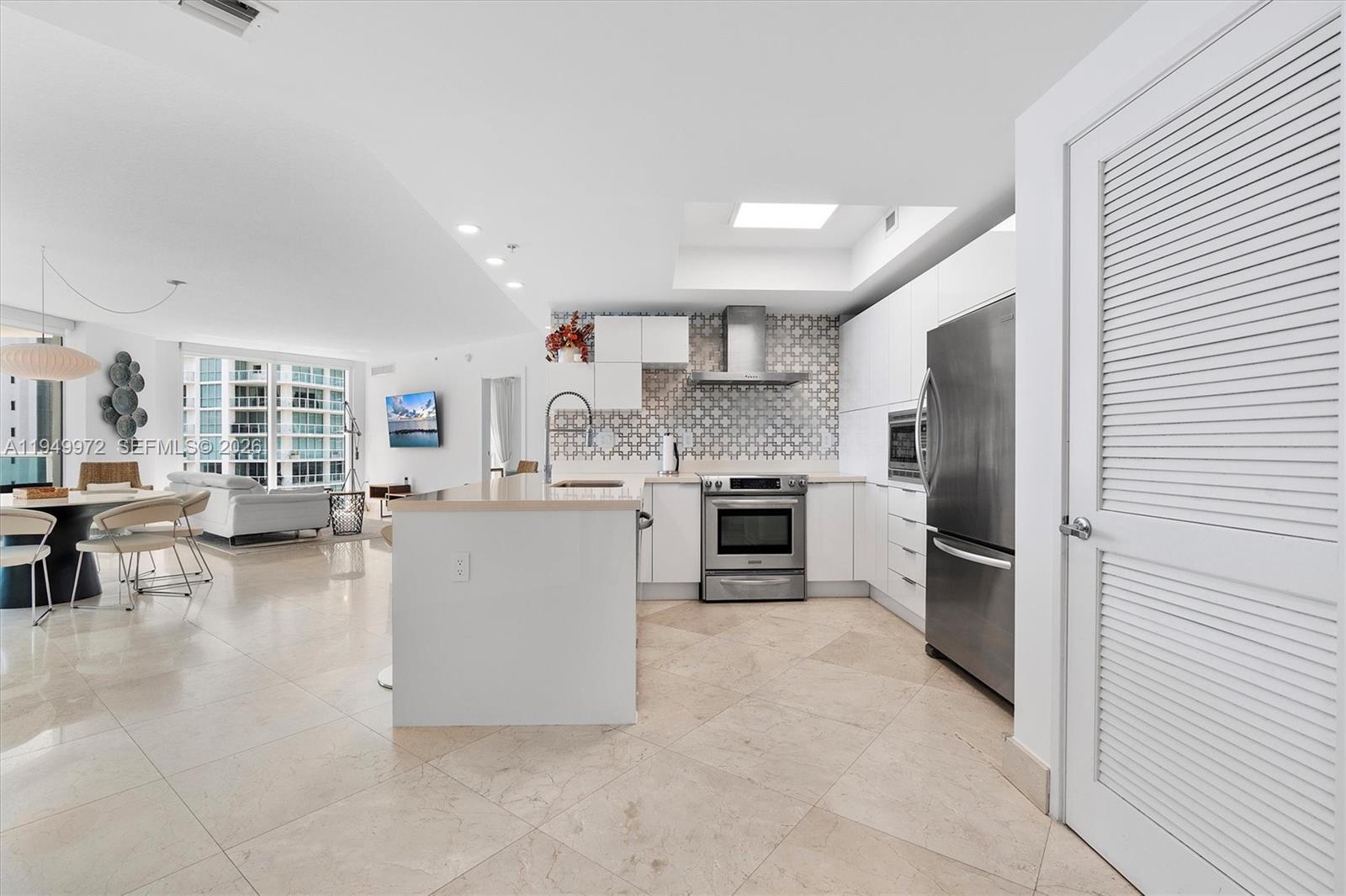 image St Tropez Sunny Isles3