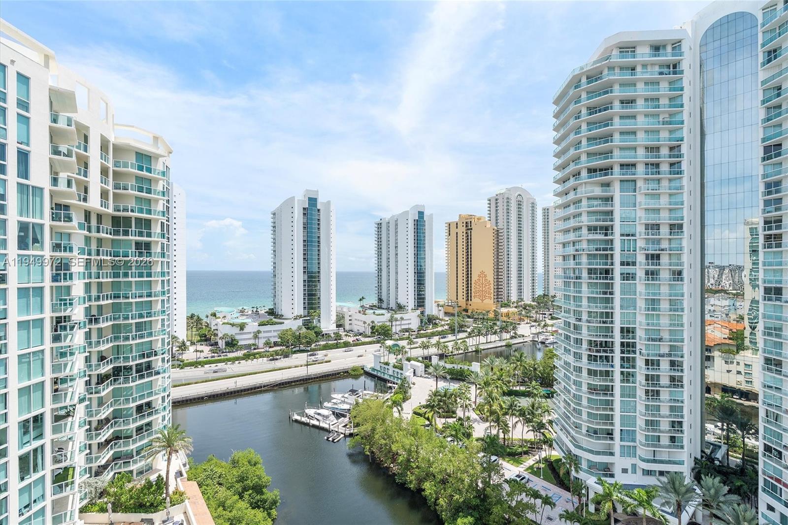 image St Tropez Sunny Isles41
