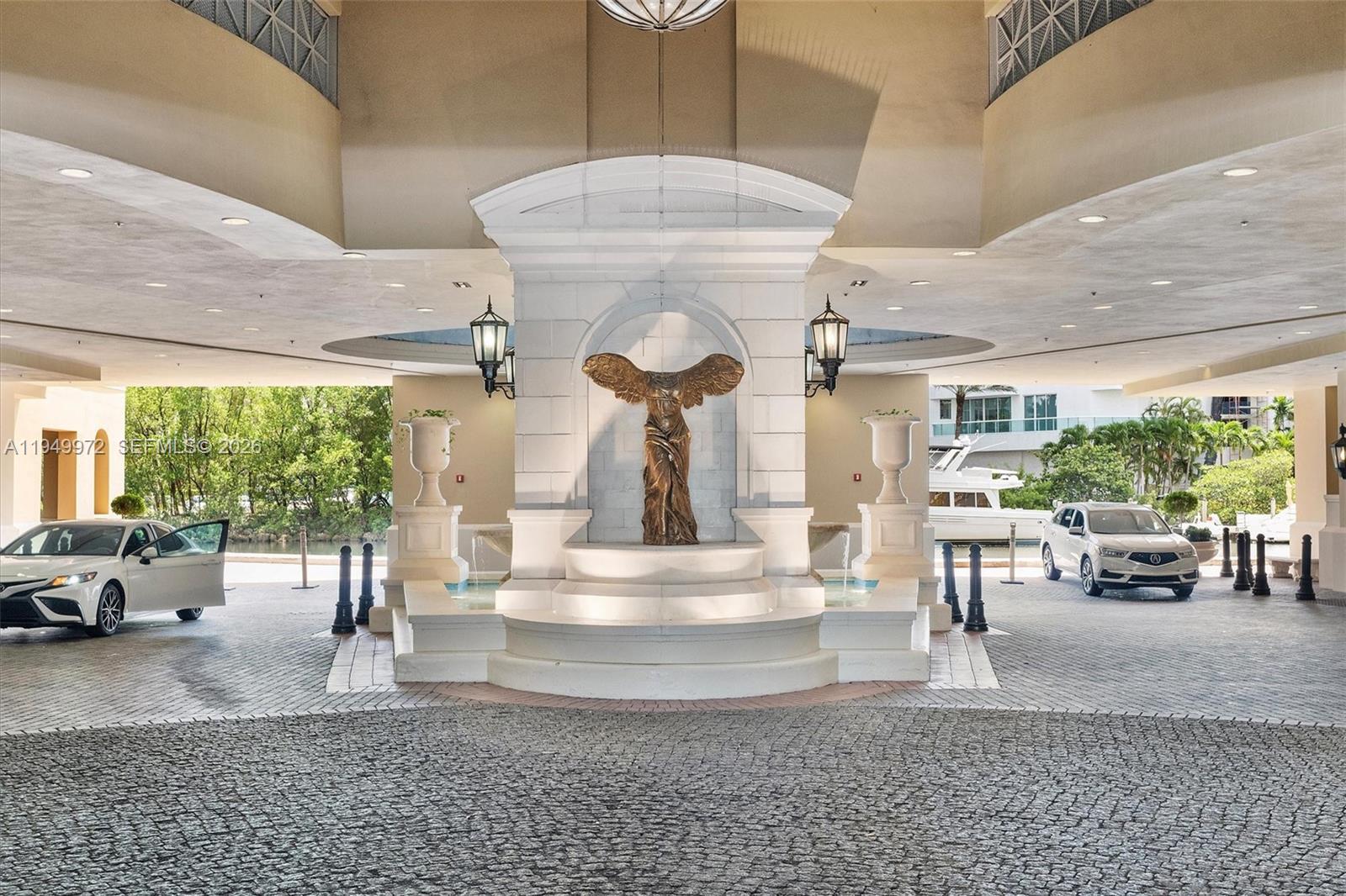 image St Tropez Sunny Isles51