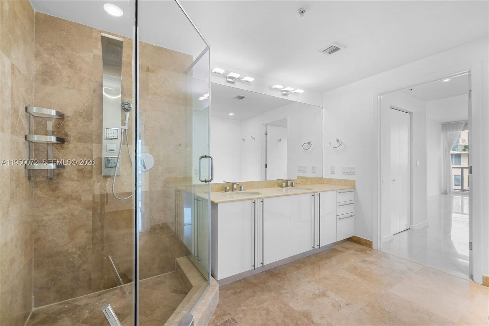 image 3030 Aventura Condo13