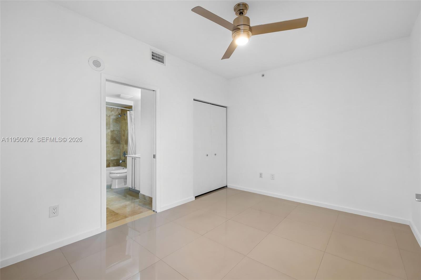 image 3030 Aventura Condo14