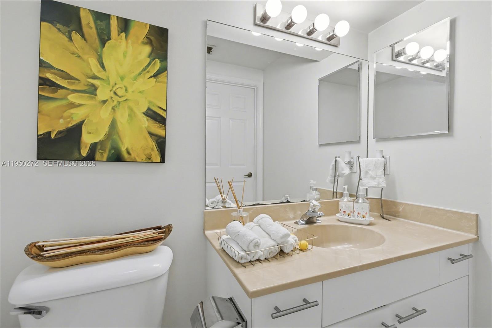 15842 NW 10th St Pembroke Pines, FL 33028