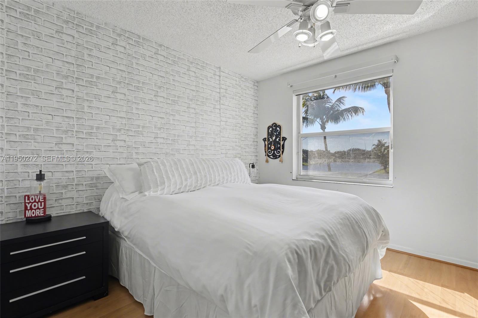 15842 NW 10th St Pembroke Pines, FL 33028