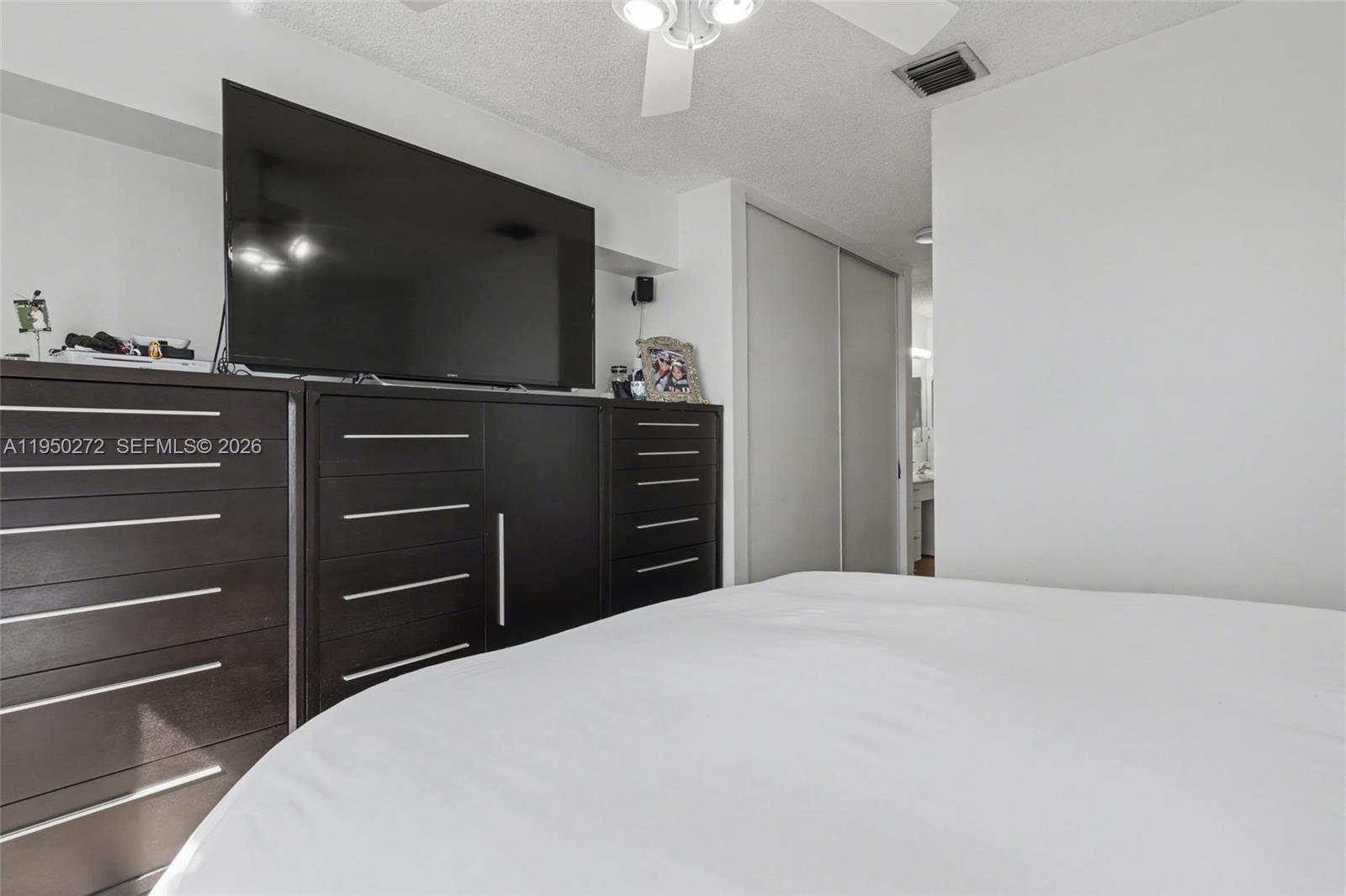 15842 NW 10th St Pembroke Pines, FL 33028