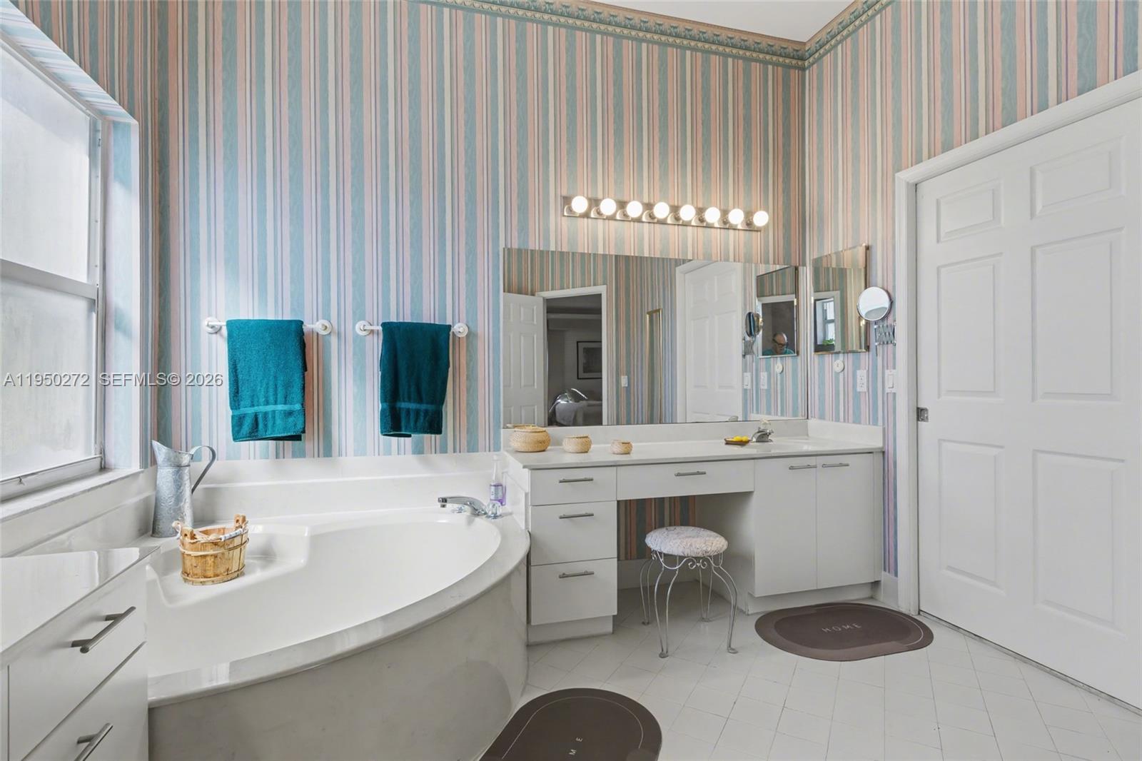 15842 NW 10th St Pembroke Pines, FL 33028