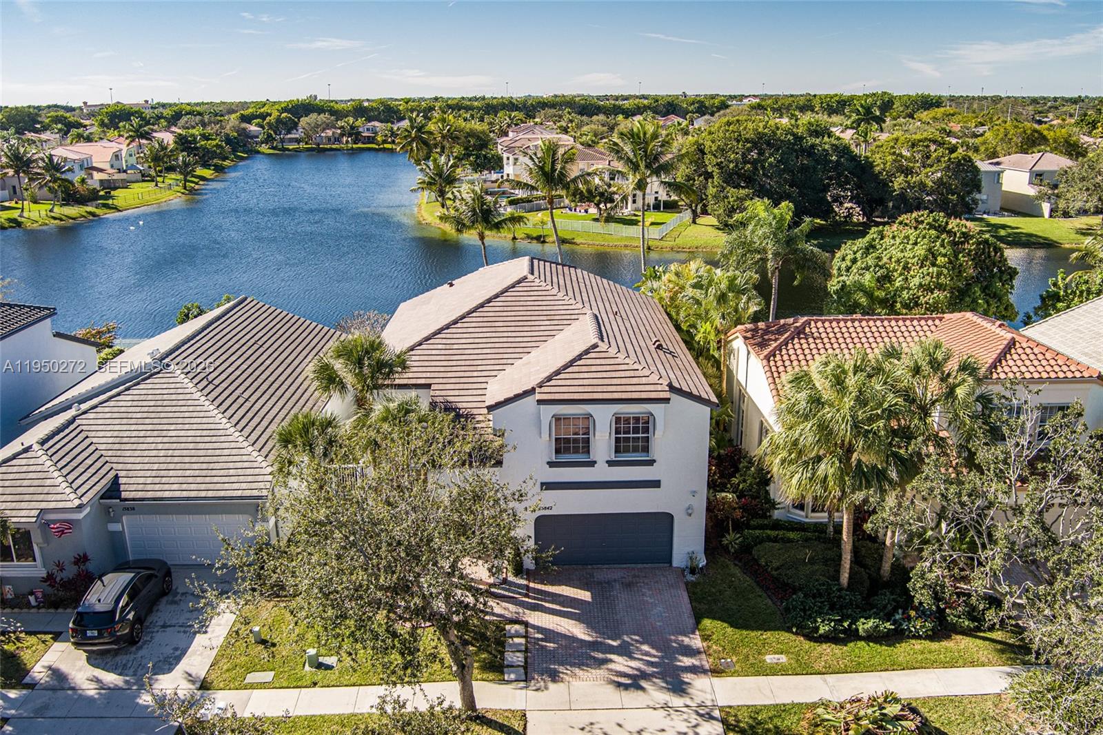 15842 NW 10th St Pembroke Pines, FL 33028