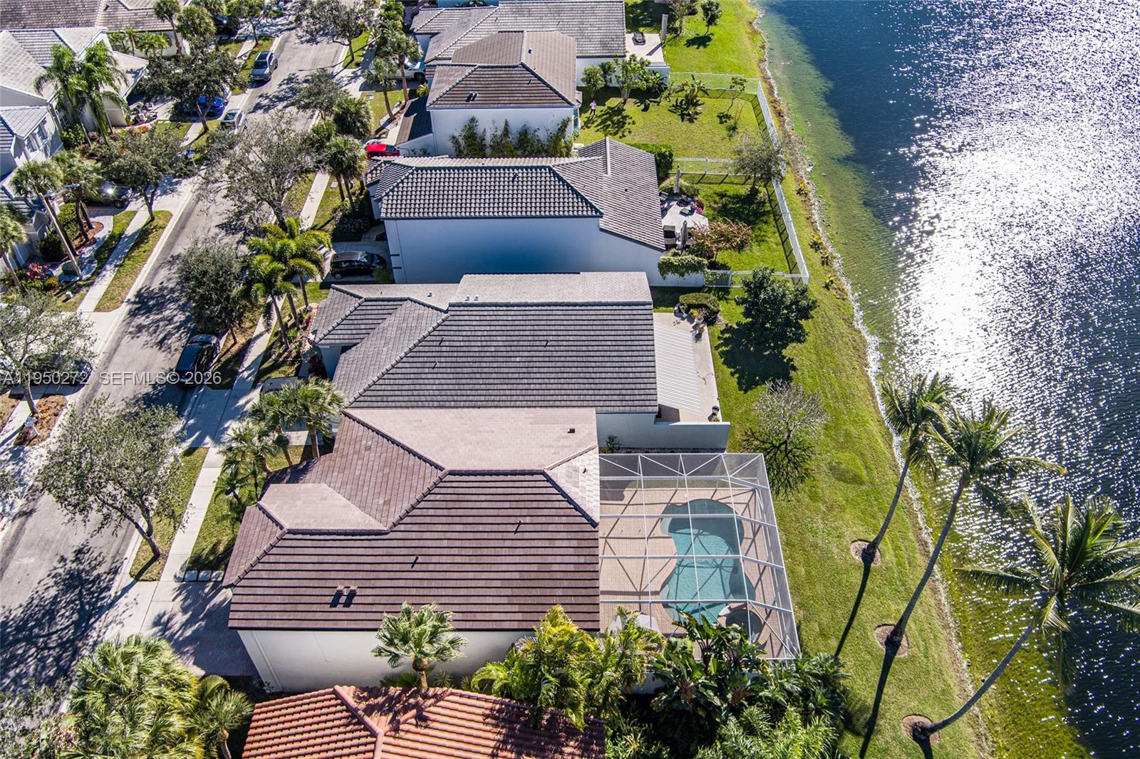 15842 NW 10th St Pembroke Pines, FL 33028