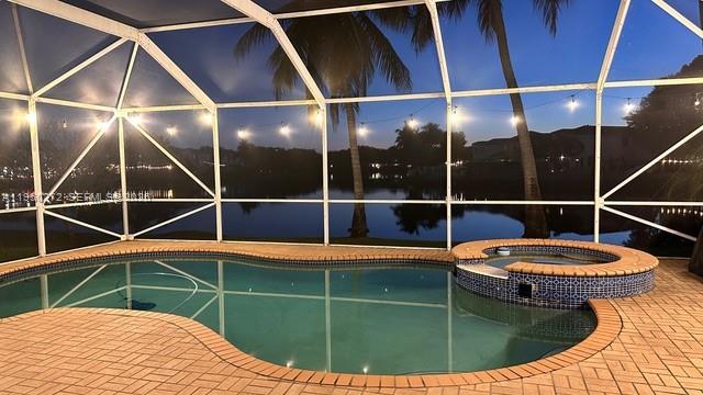 15842 NW 10th St Pembroke Pines, FL 33028