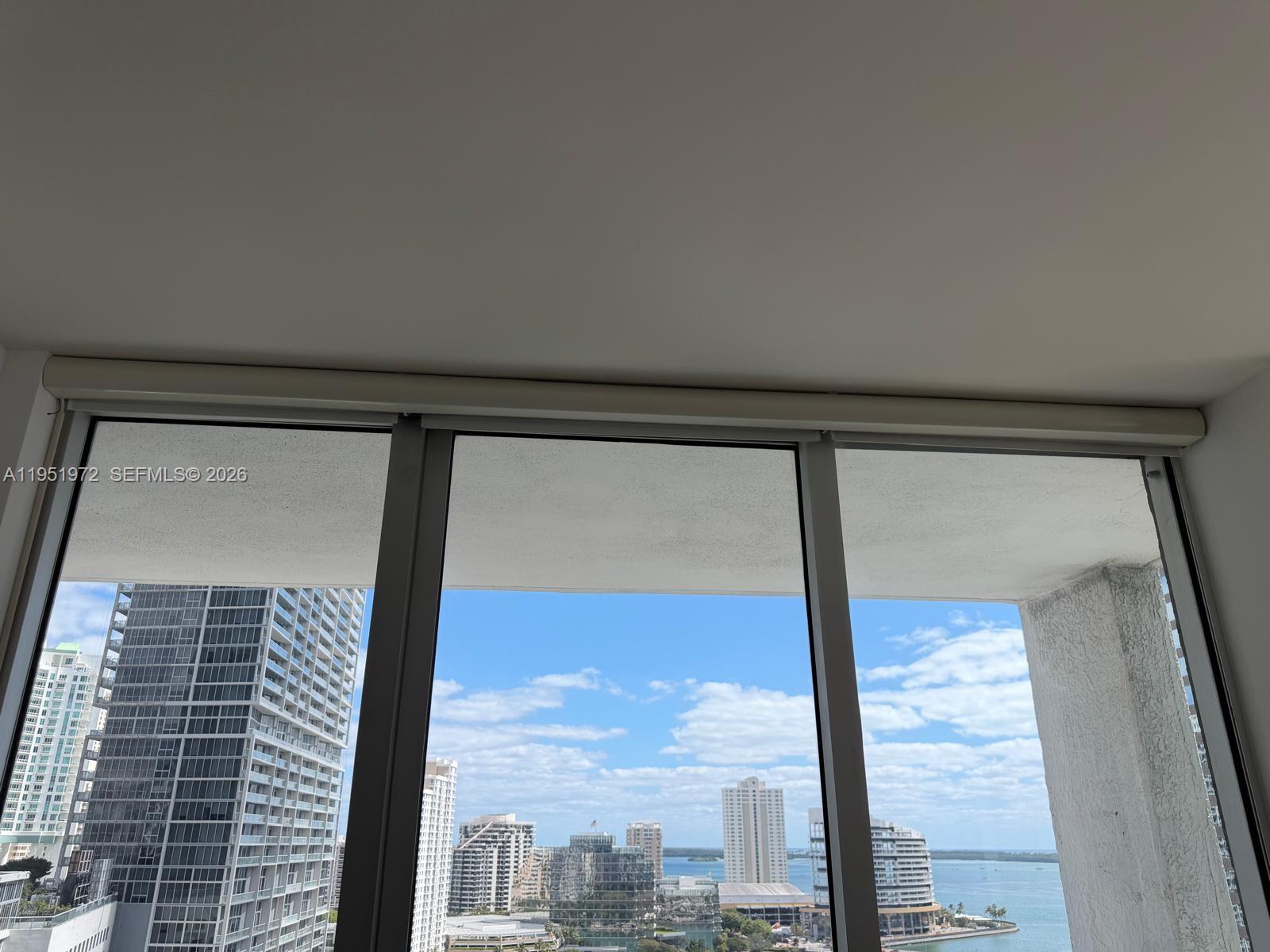 image 500 Brickell East6