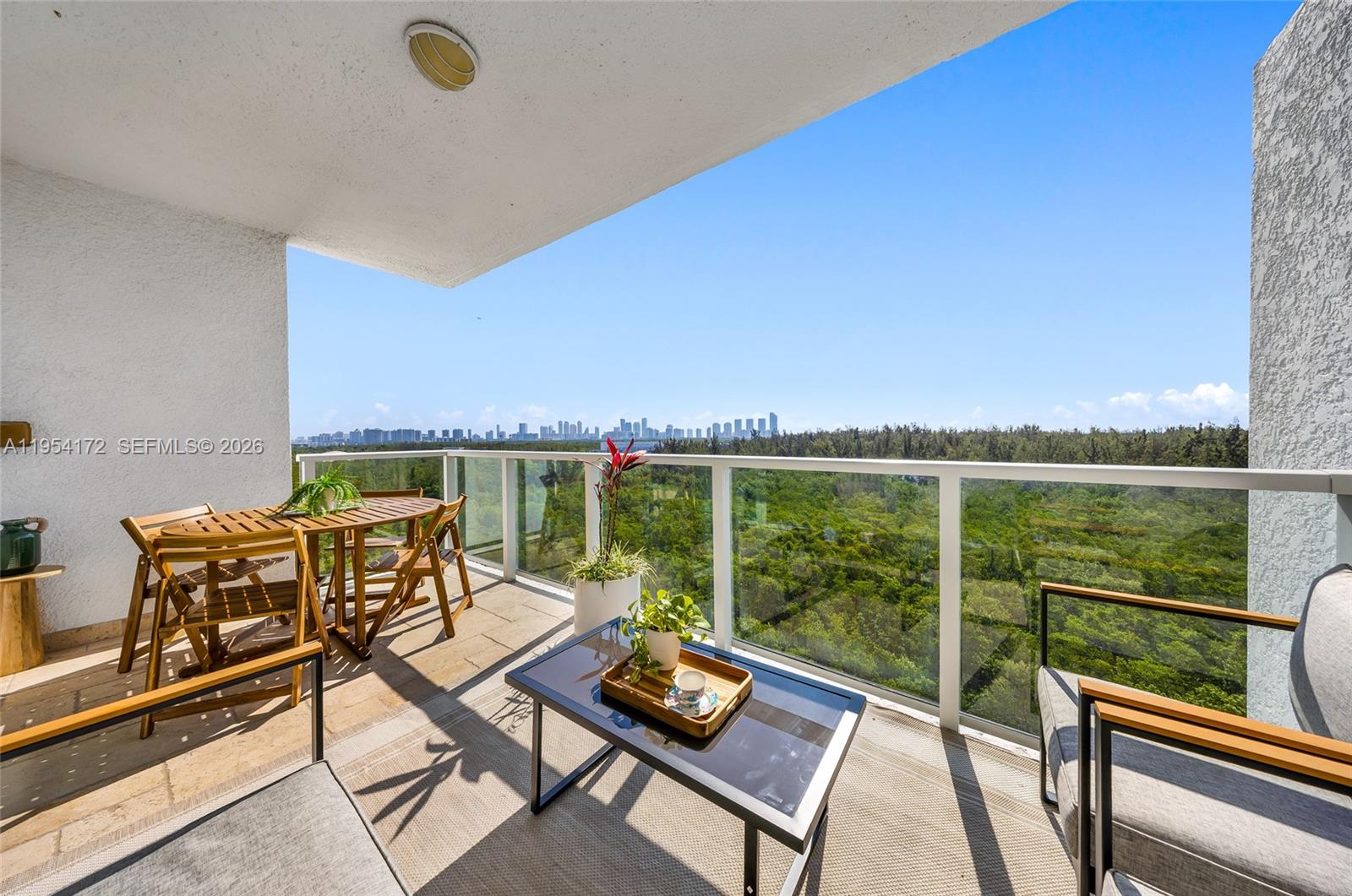 14951 Royal Oaks Ln #901