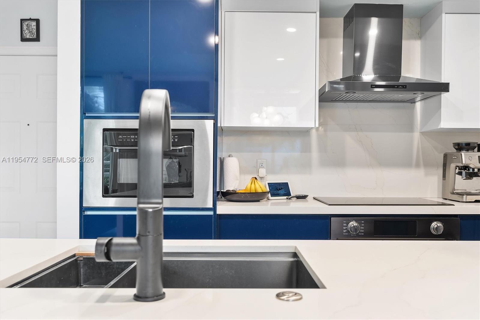 image 1800 Biscayne Plaza18