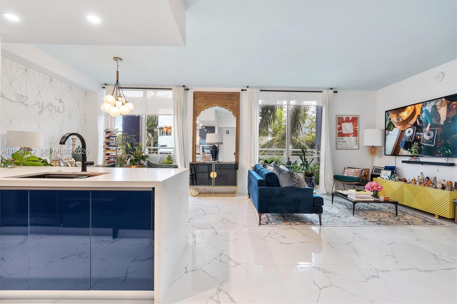 image 1800 Biscayne Plaza1