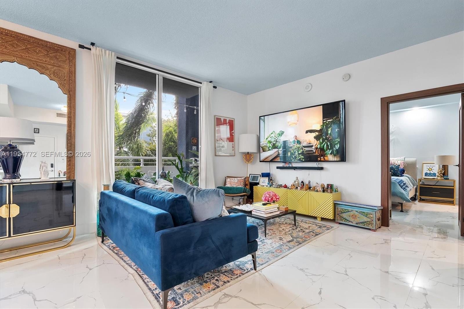 image 1800 Biscayne Plaza2