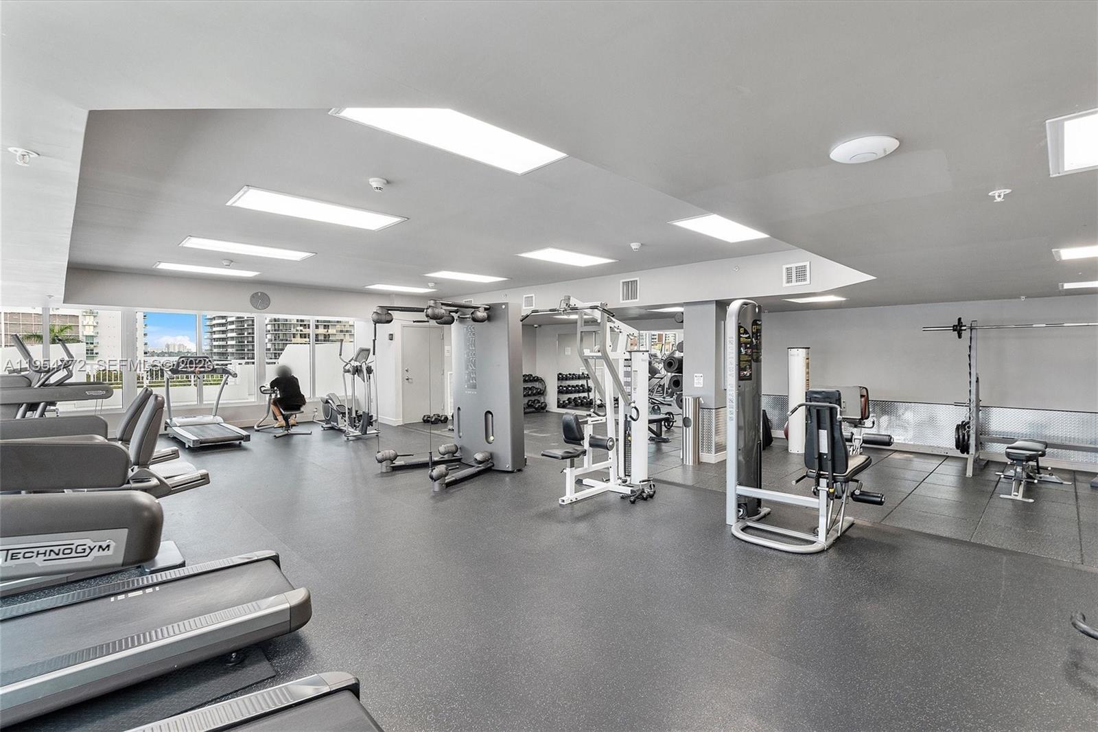 image 1800 Biscayne Plaza30