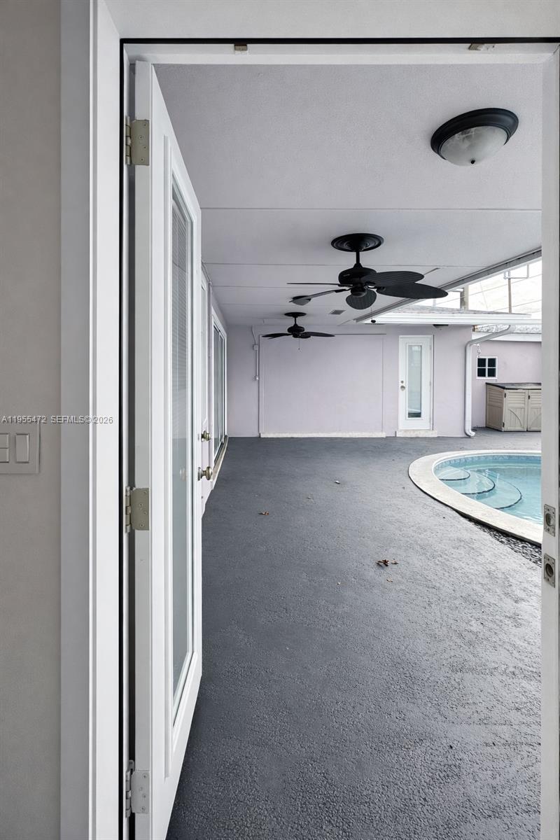 710 NW 78th Ave Pembroke Pines, FL 33024