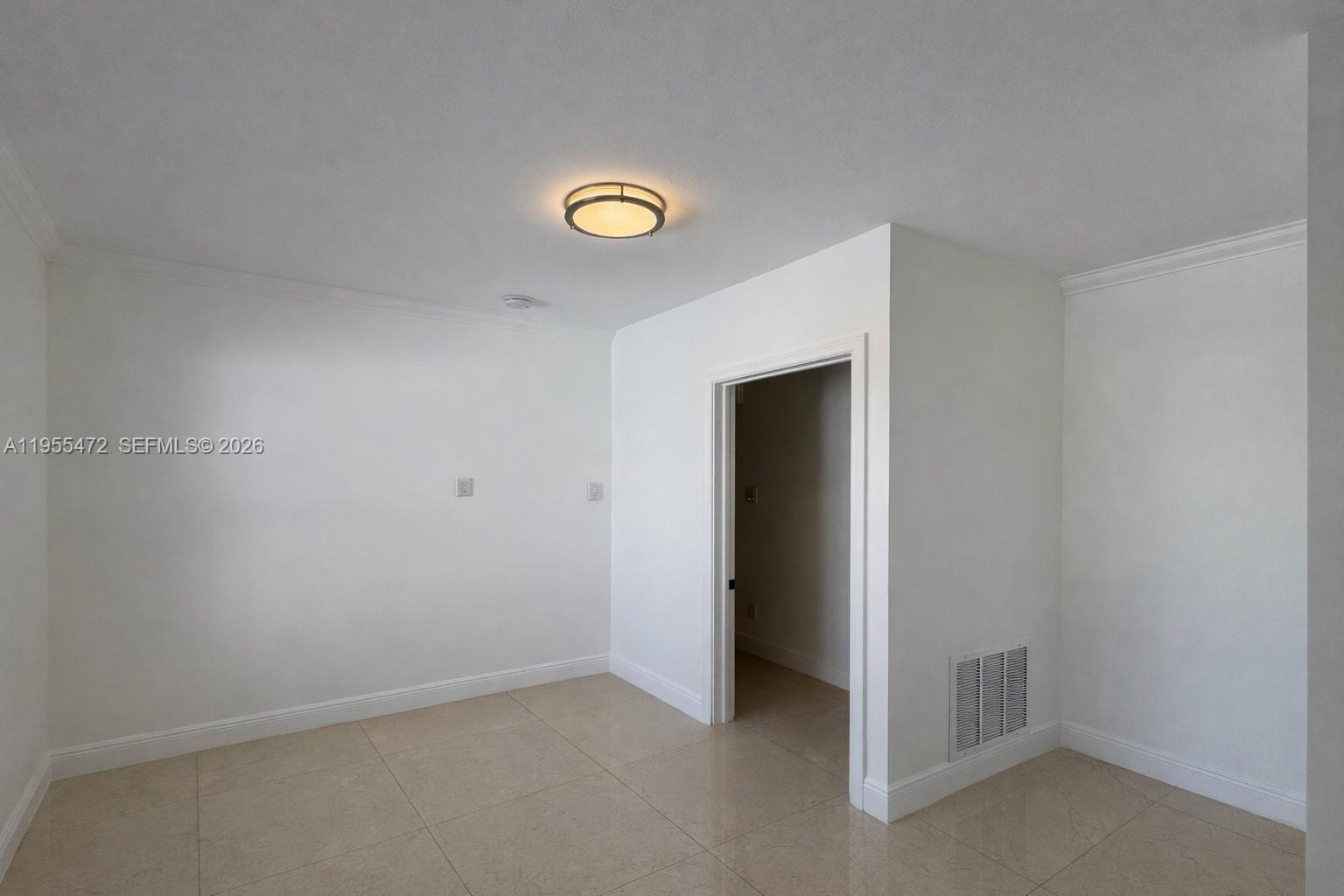 710 NW 78th Ave Pembroke Pines, FL 33024