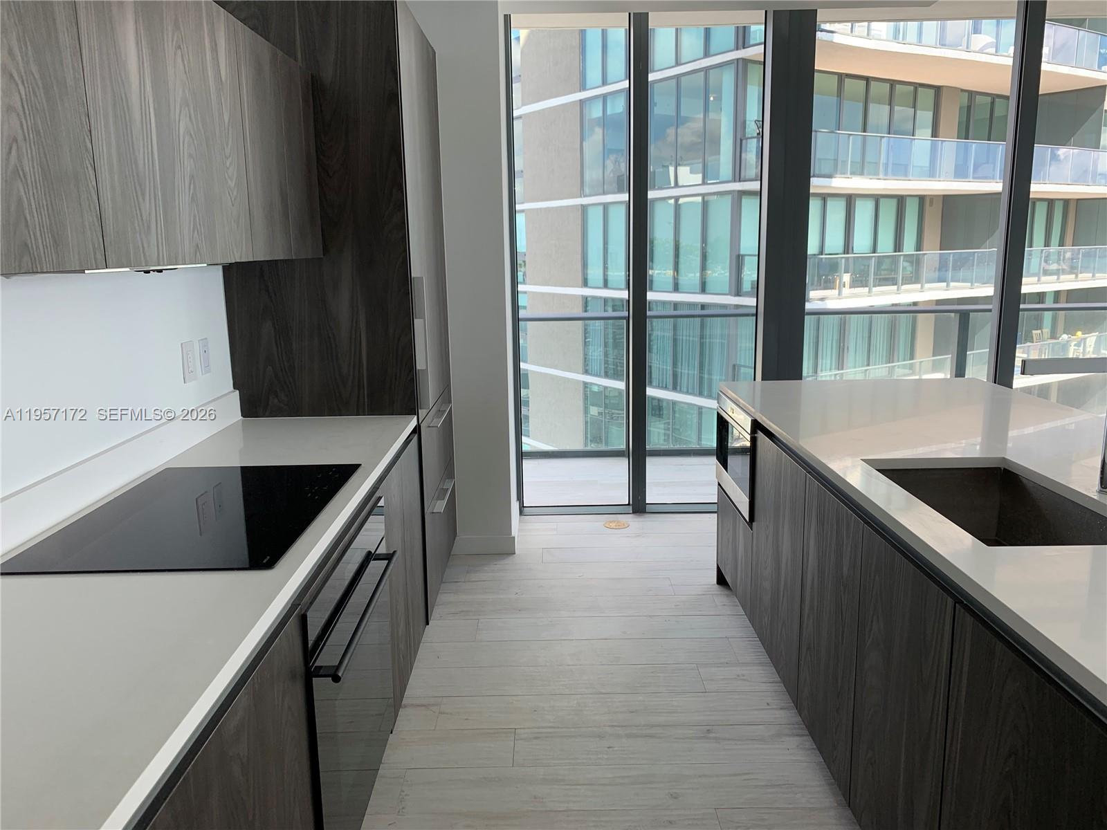 480 NE 31st St #4507 Miami, FL 33137