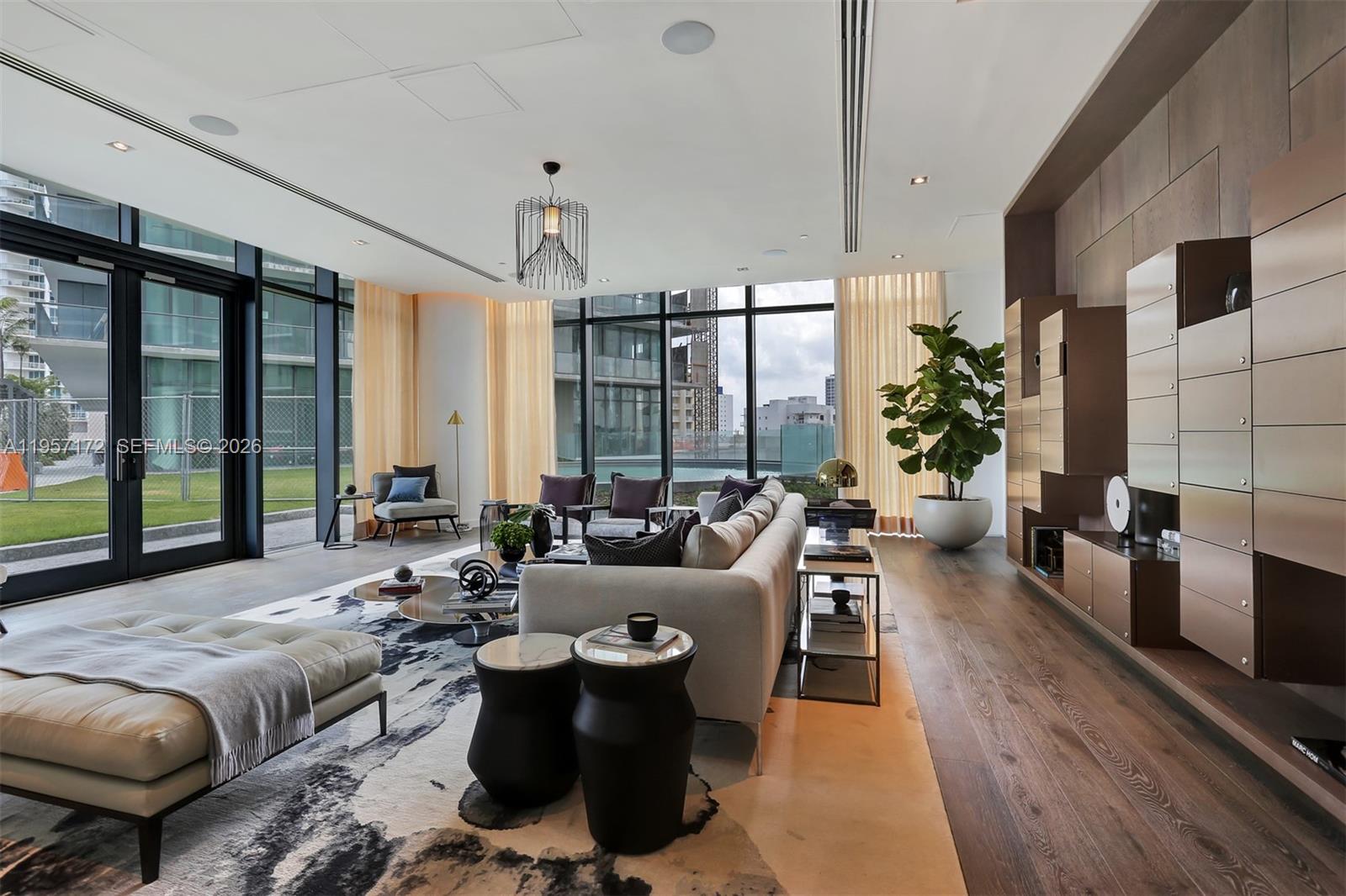 480 NE 31st St #4507 Miami, FL 33137