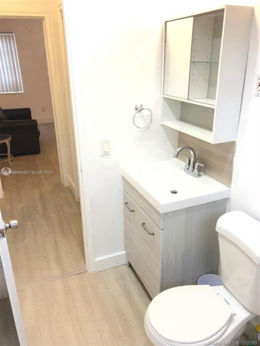 Undisclosed Address Miami Beach, FL 33141