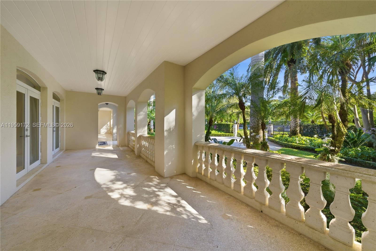 8400 SW 52nd Ave Miami, FL 33143