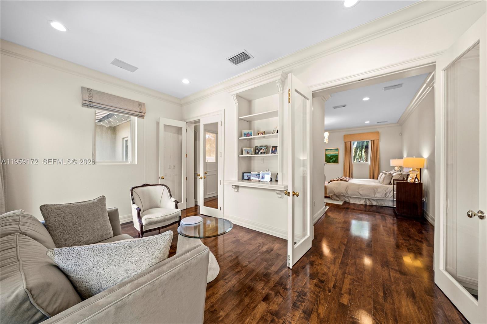 8400 SW 52nd Ave Miami, FL 33143