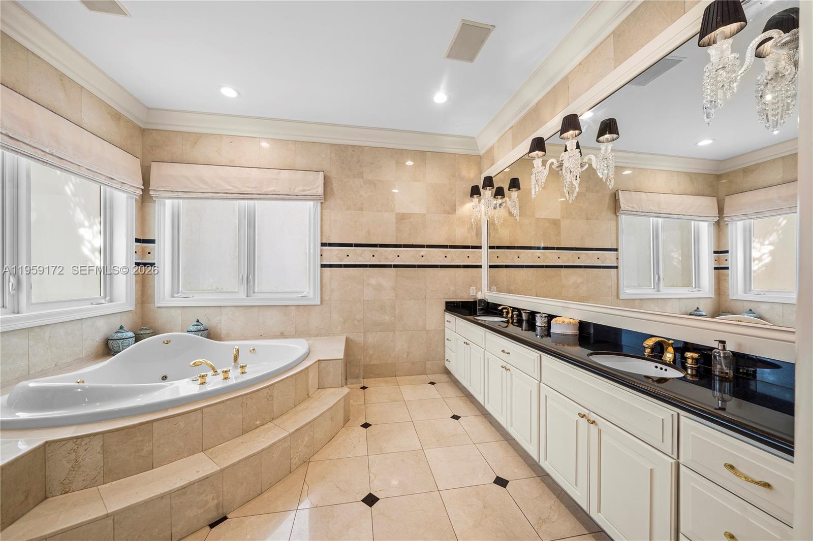 8400 SW 52nd Ave Miami, FL 33143