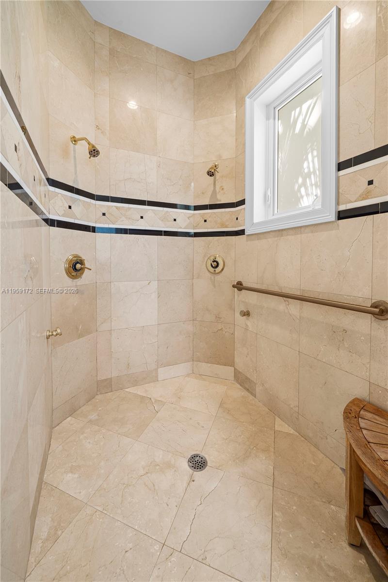 8400 SW 52nd Ave Miami, FL 33143