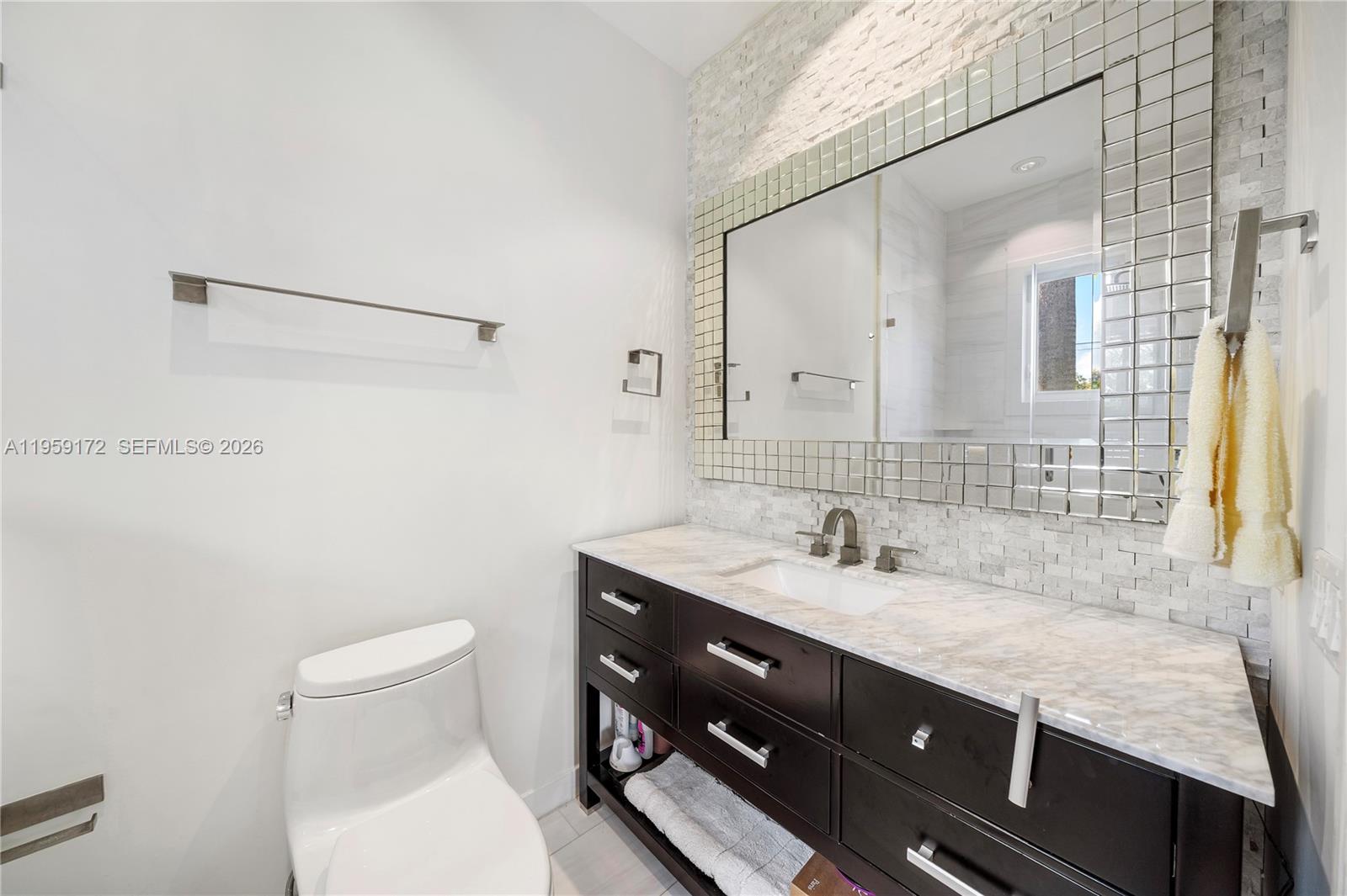 8400 SW 52nd Ave Miami, FL 33143