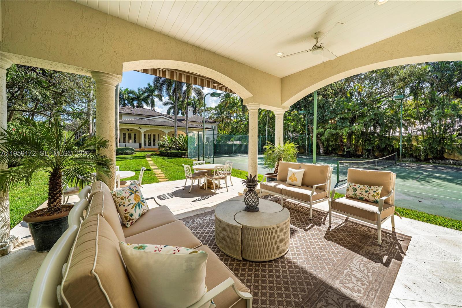 8400 SW 52nd Ave Miami, FL 33143