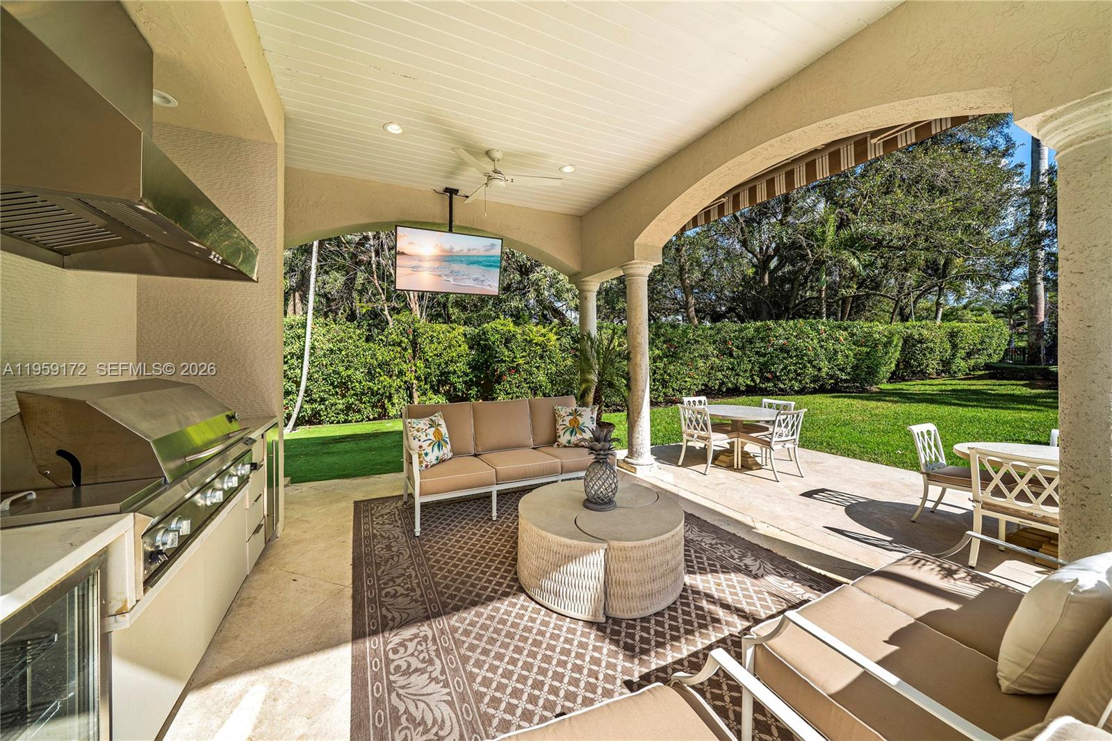 8400 SW 52nd Ave Miami, FL 33143