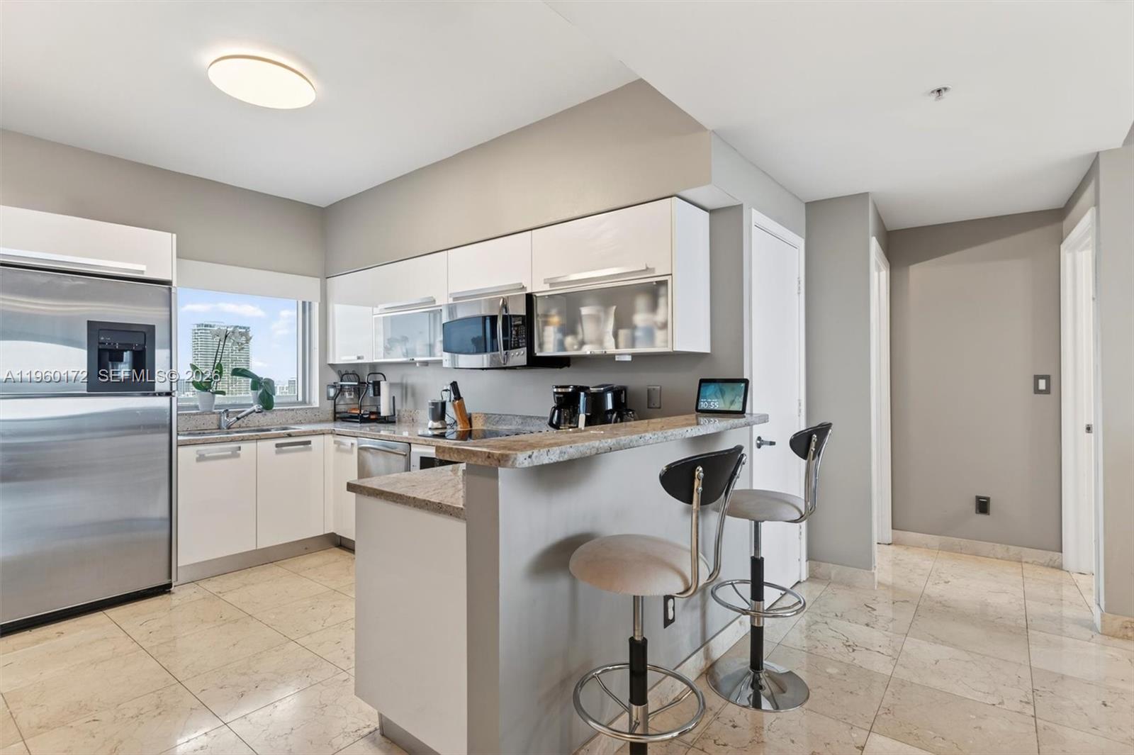 image Blue on the Bay9