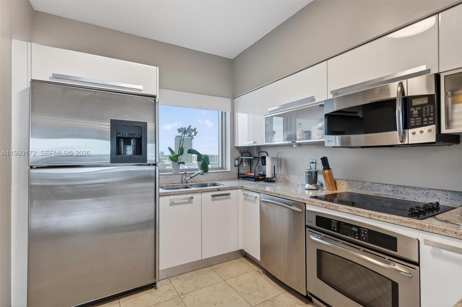 image Blue on the Bay11