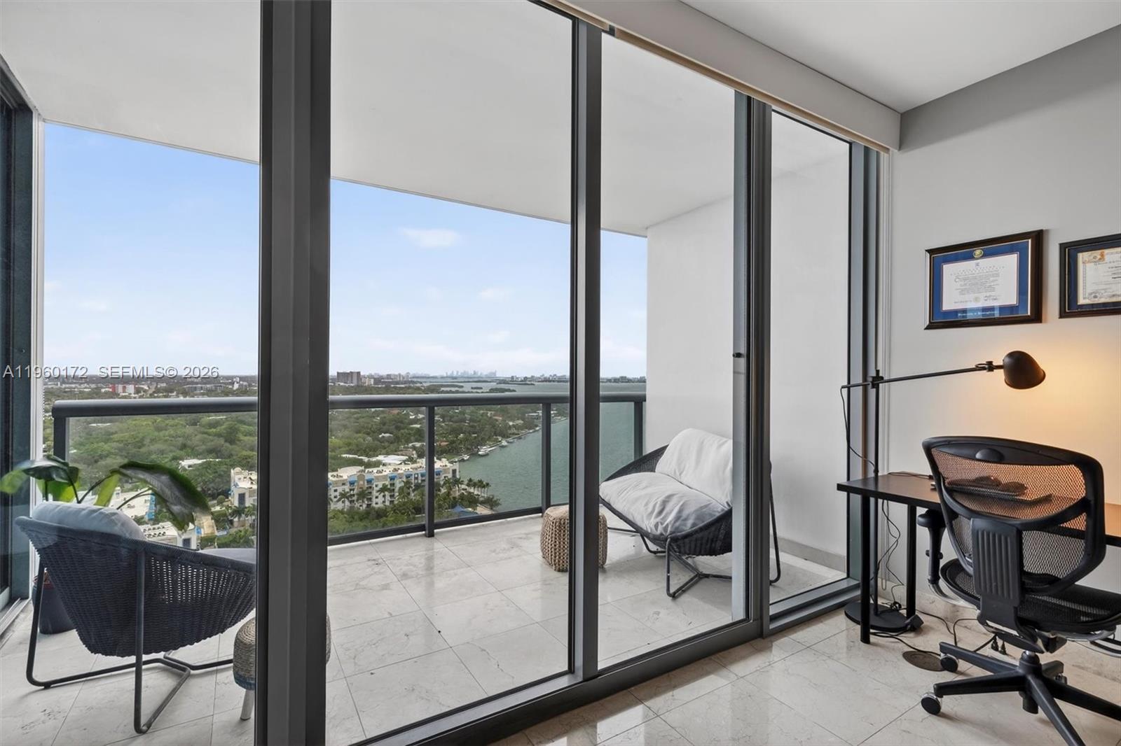 image Blue on the Bay20