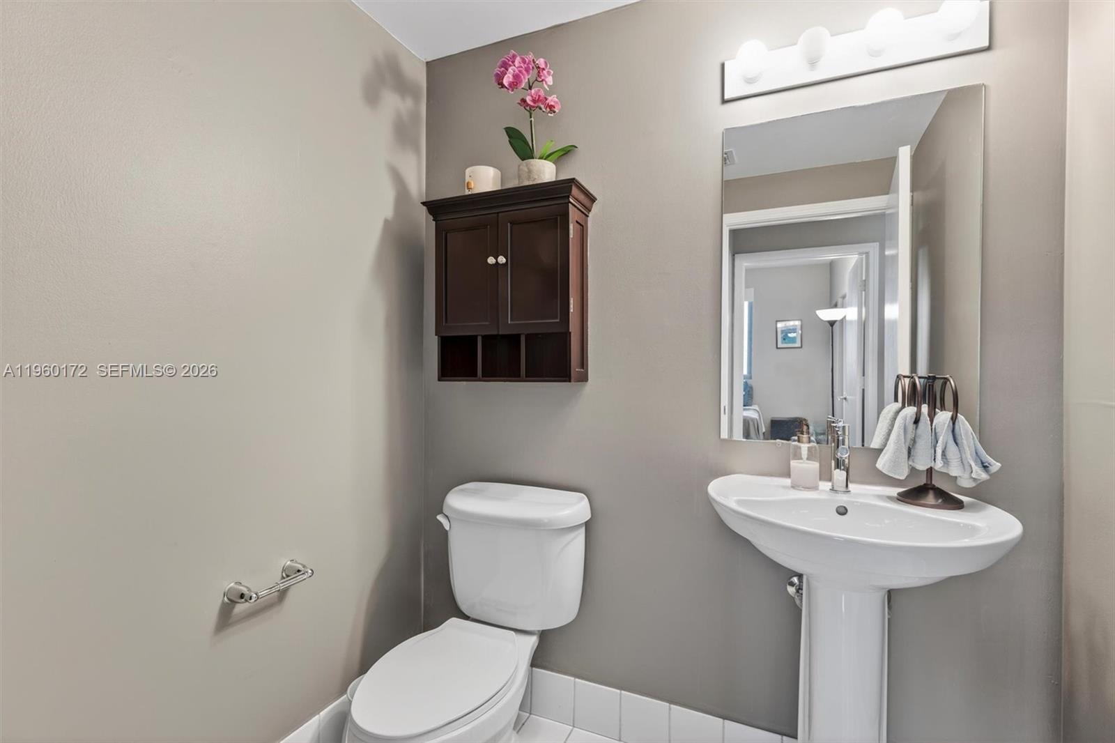 image Blue on the Bay36