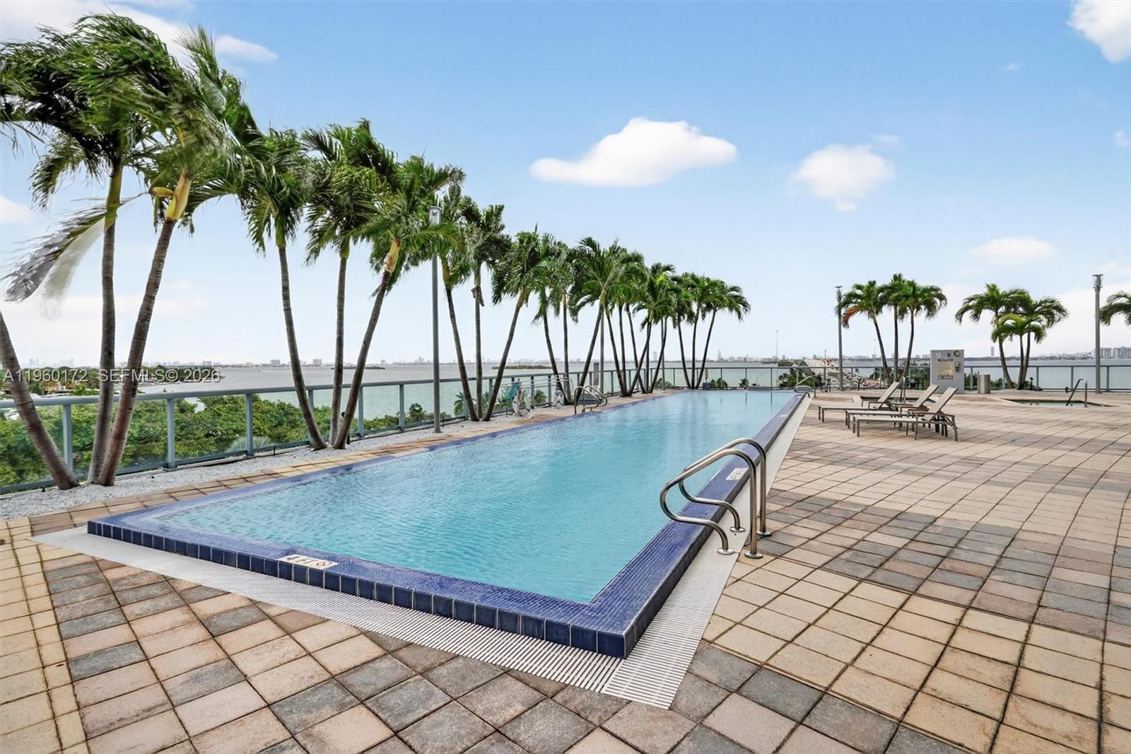 image Blue on the Bay47