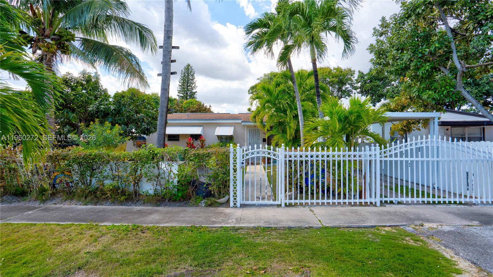 15700 NE 15th Pl North Miami Beach, FL 33162