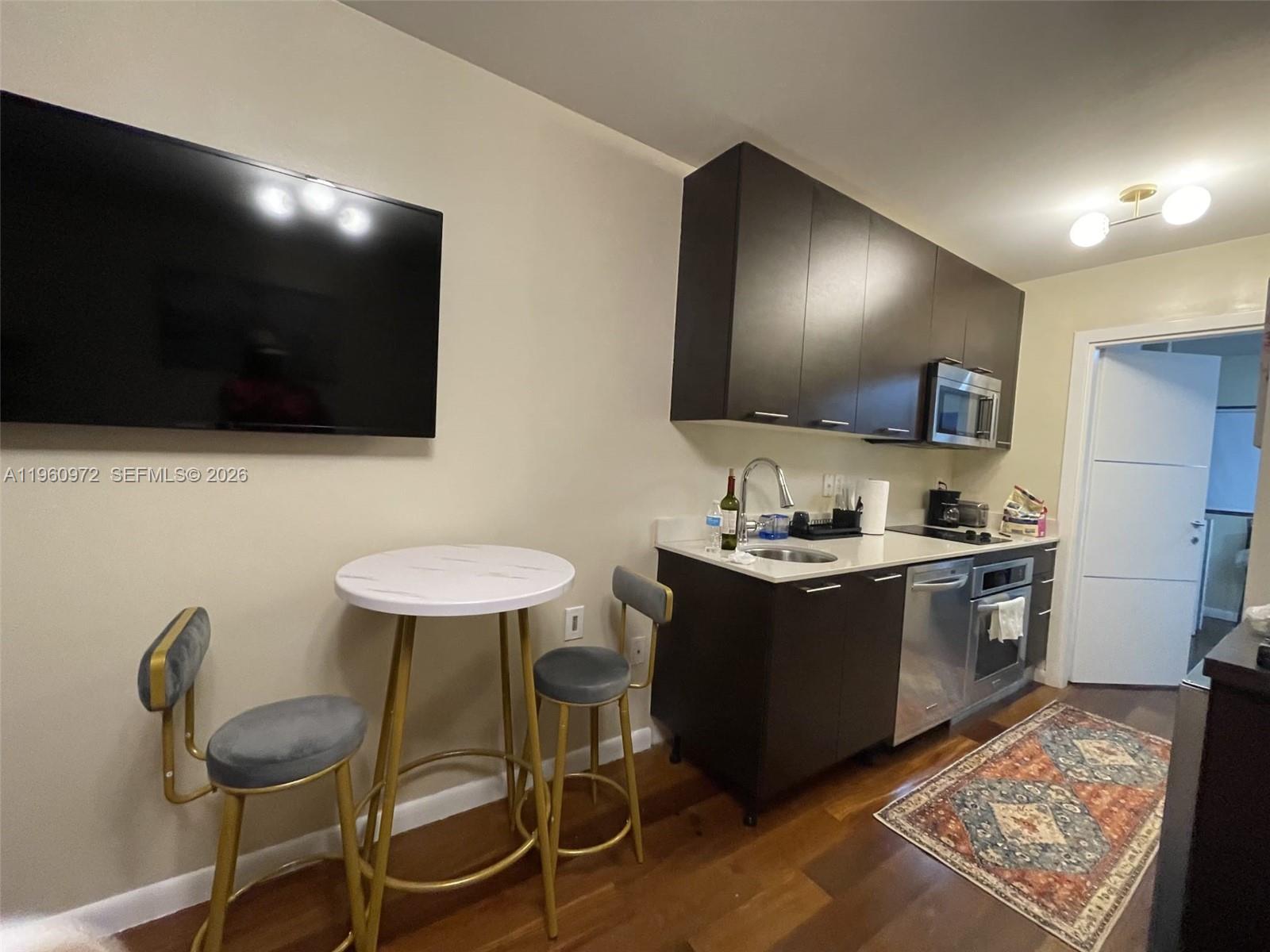 1560 Pennsylvania Ave #217 Miami Beach, FL 33139