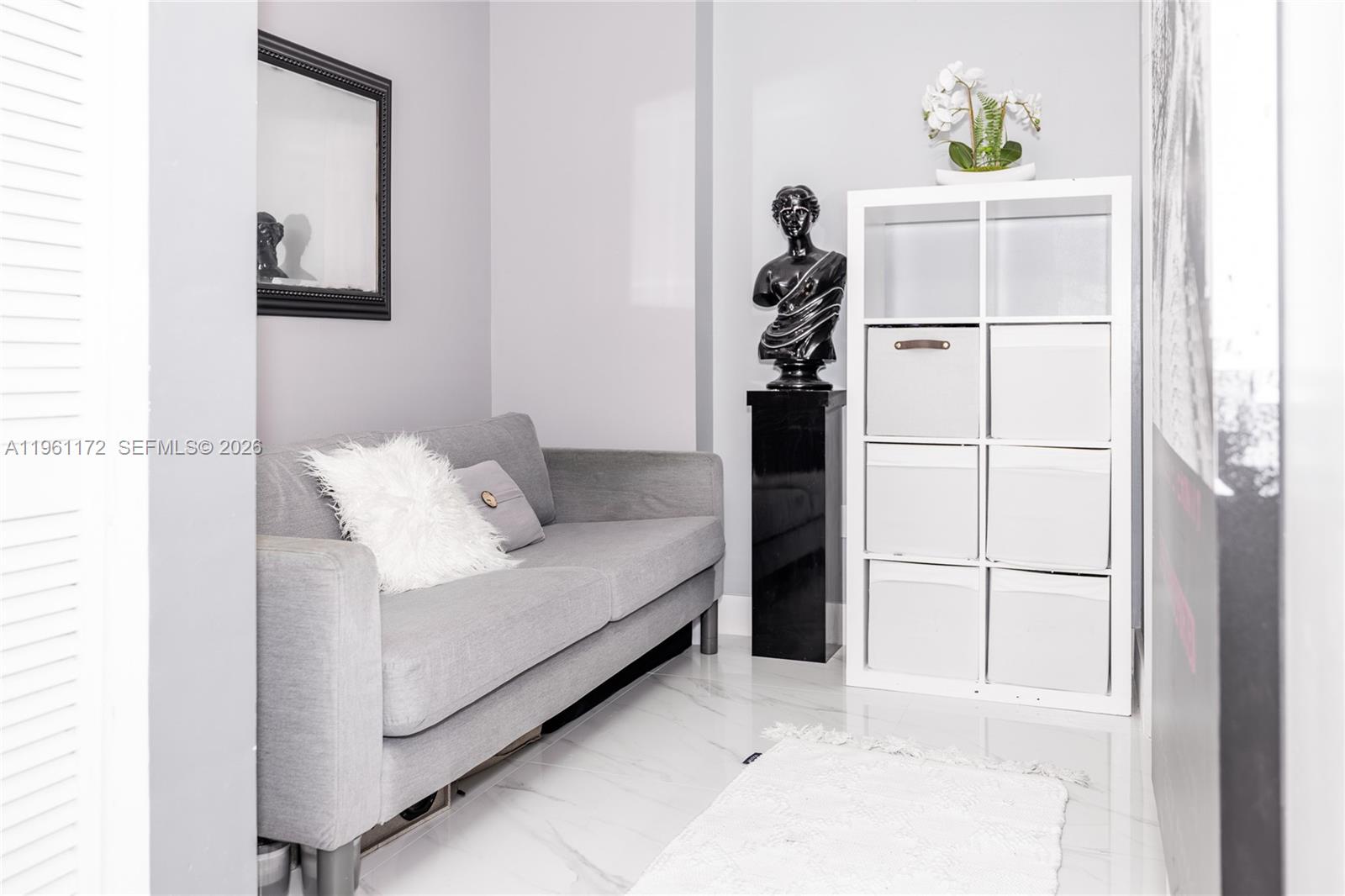 image Gallery Art Condos11