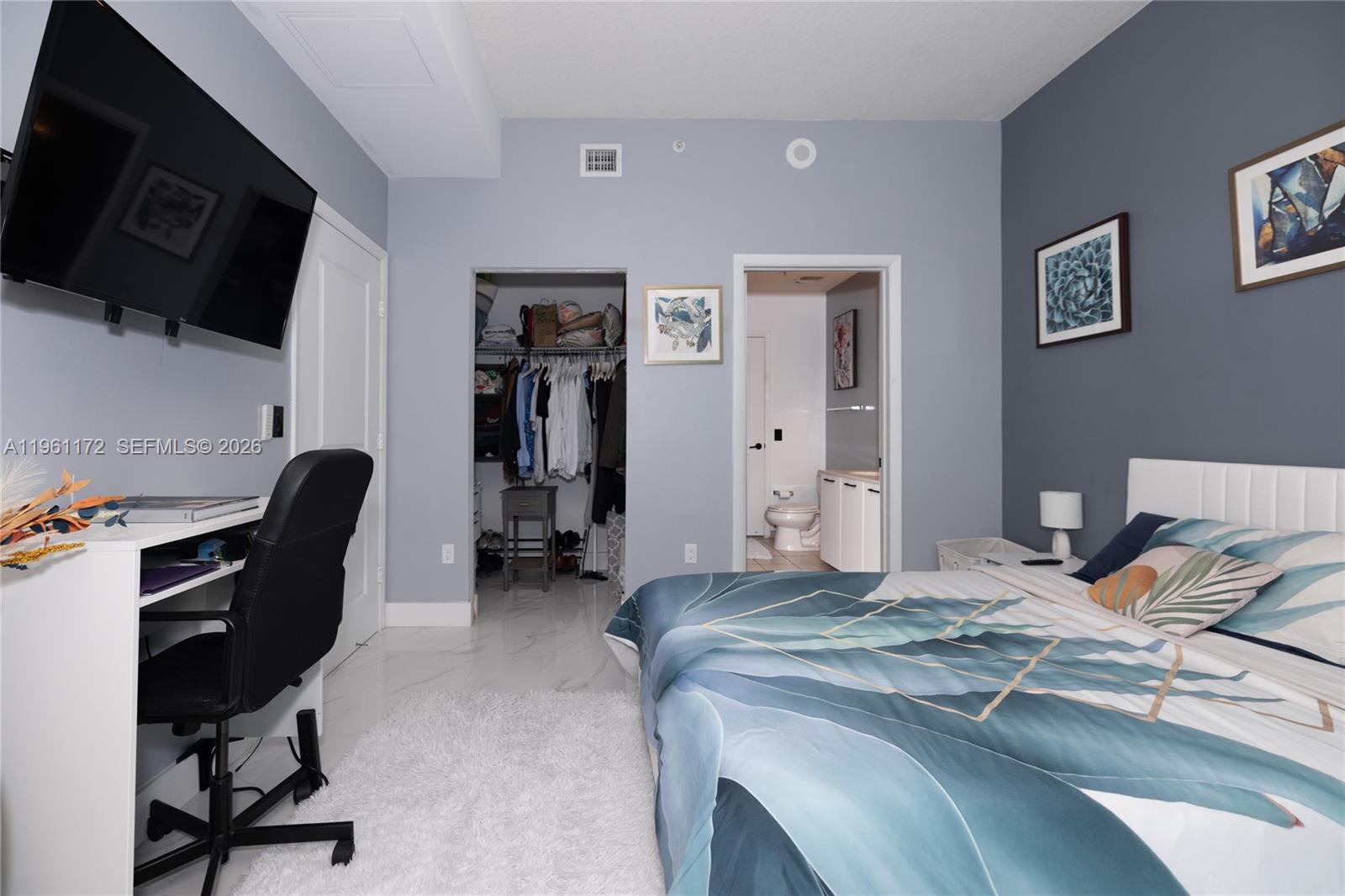 image Gallery Art Condos22