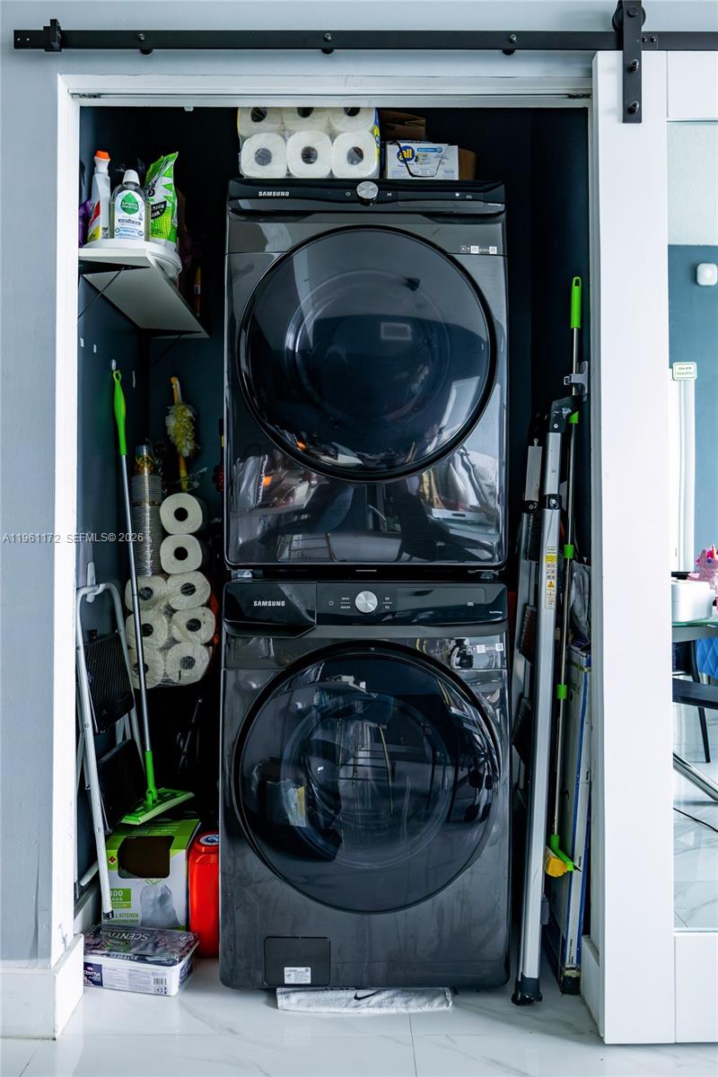 image Gallery Art Condos23