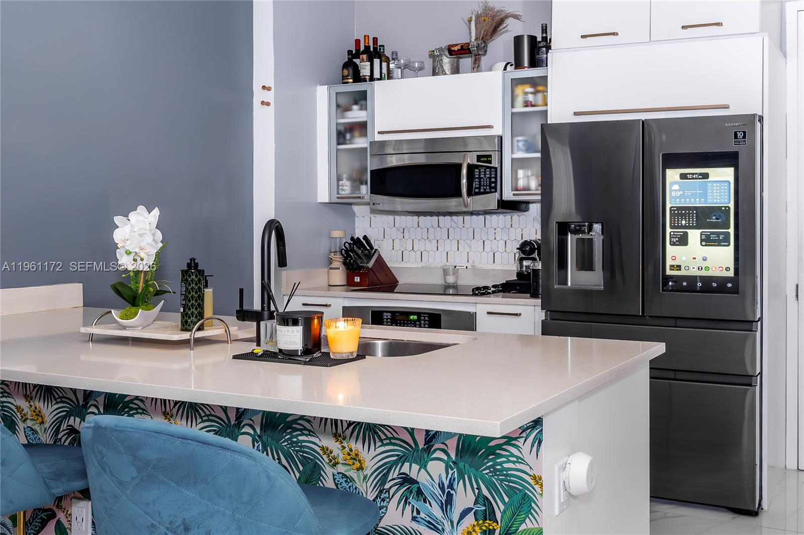 image Gallery Art Condos2