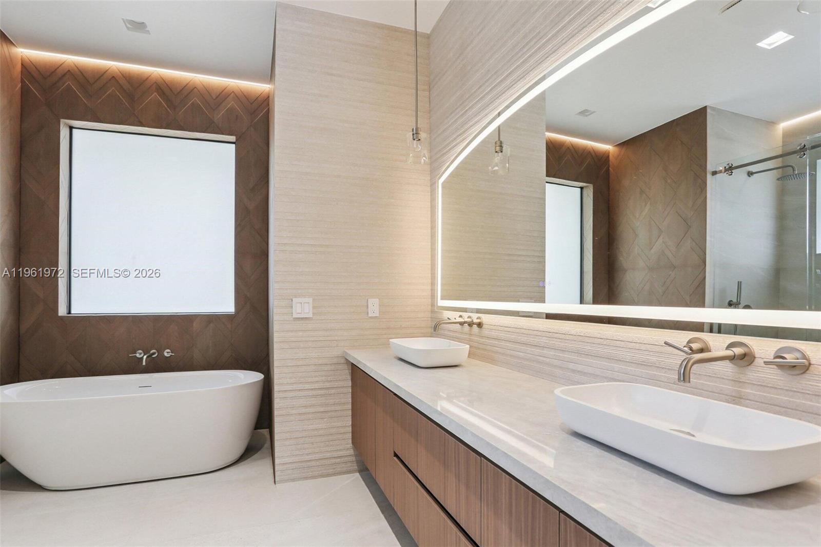 12100 NW 21st Ct Plantation, FL 33323