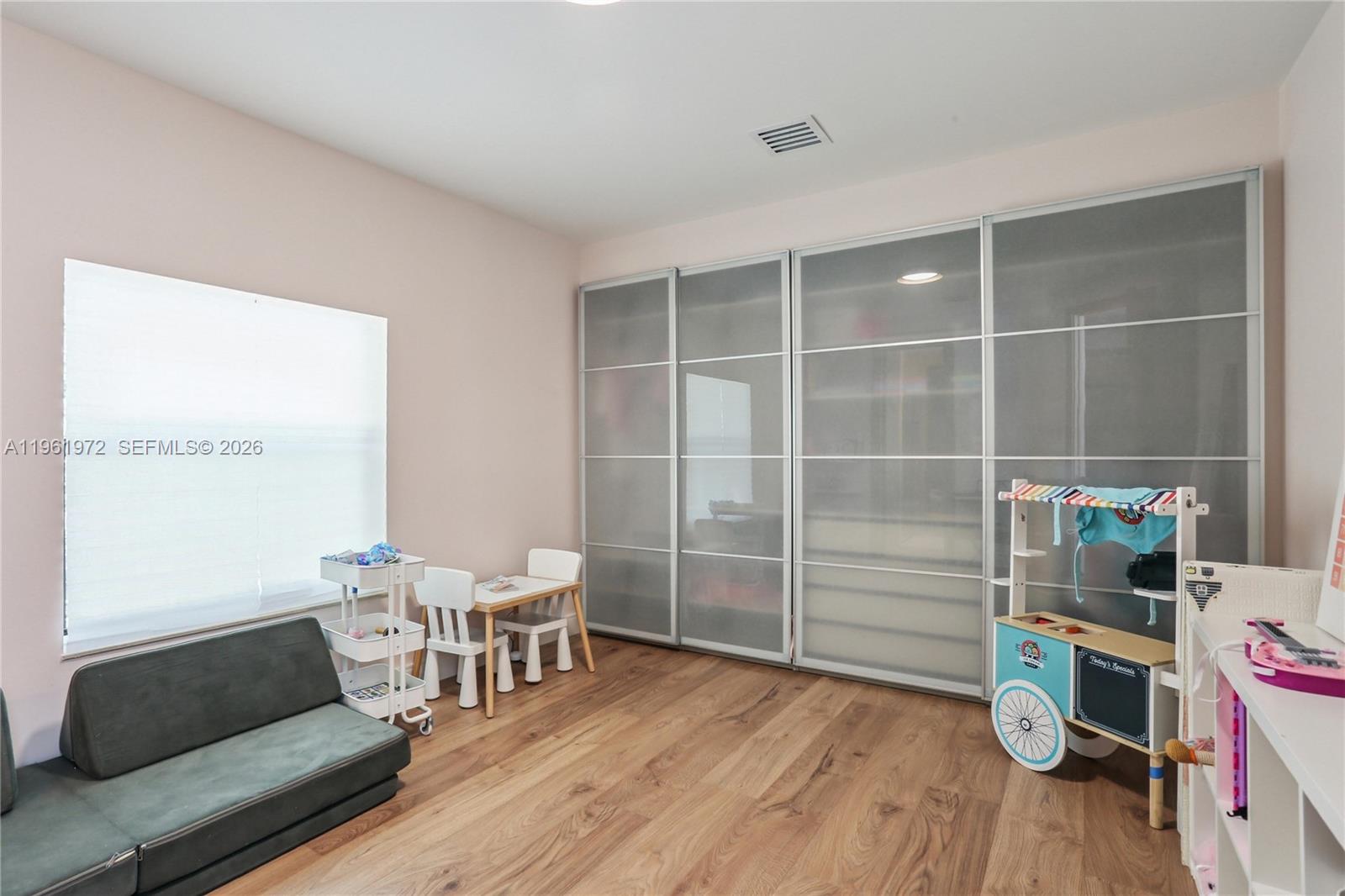 12100 NW 21st Ct Plantation, FL 33323