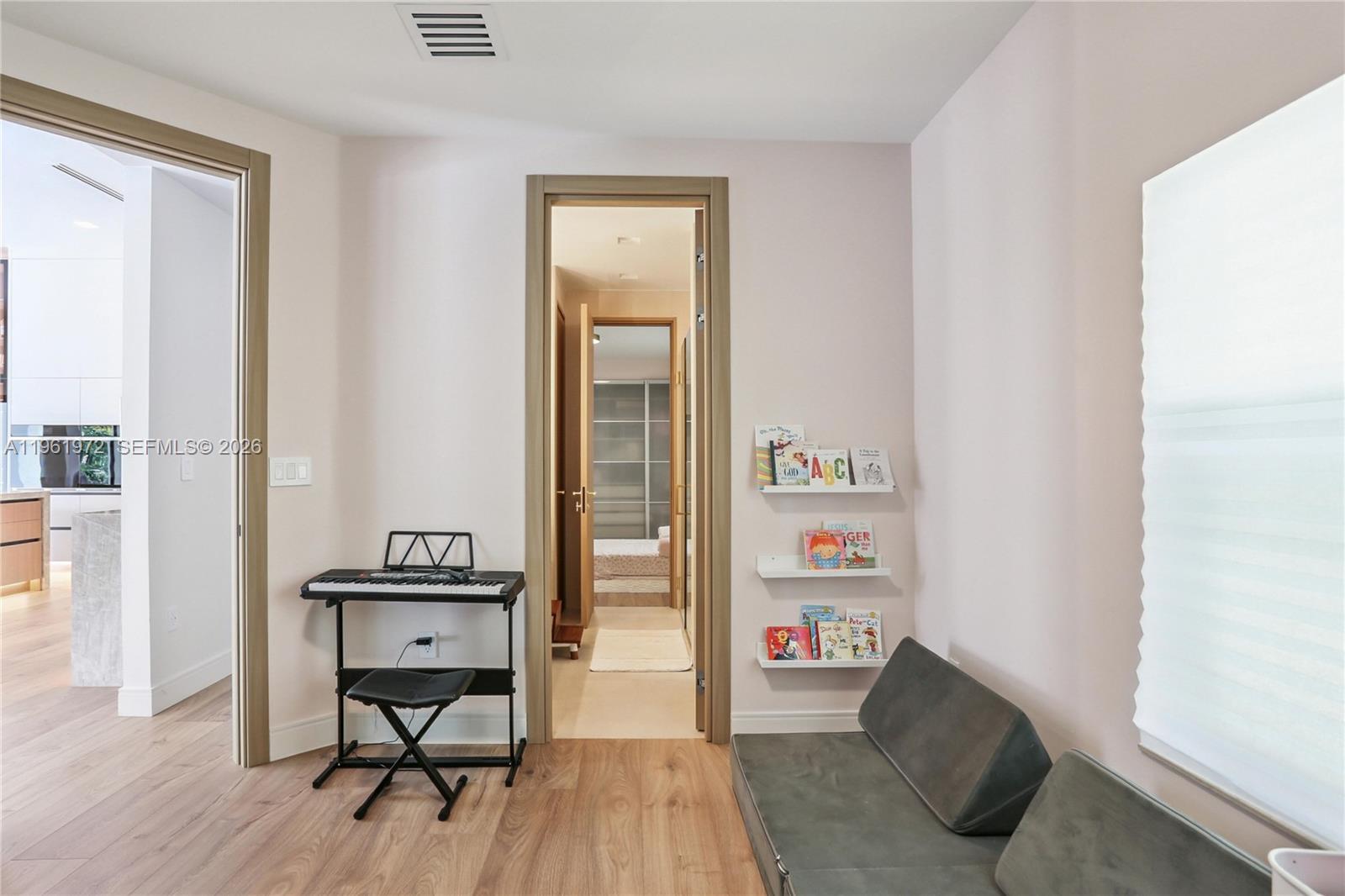 12100 NW 21st Ct Plantation, FL 33323