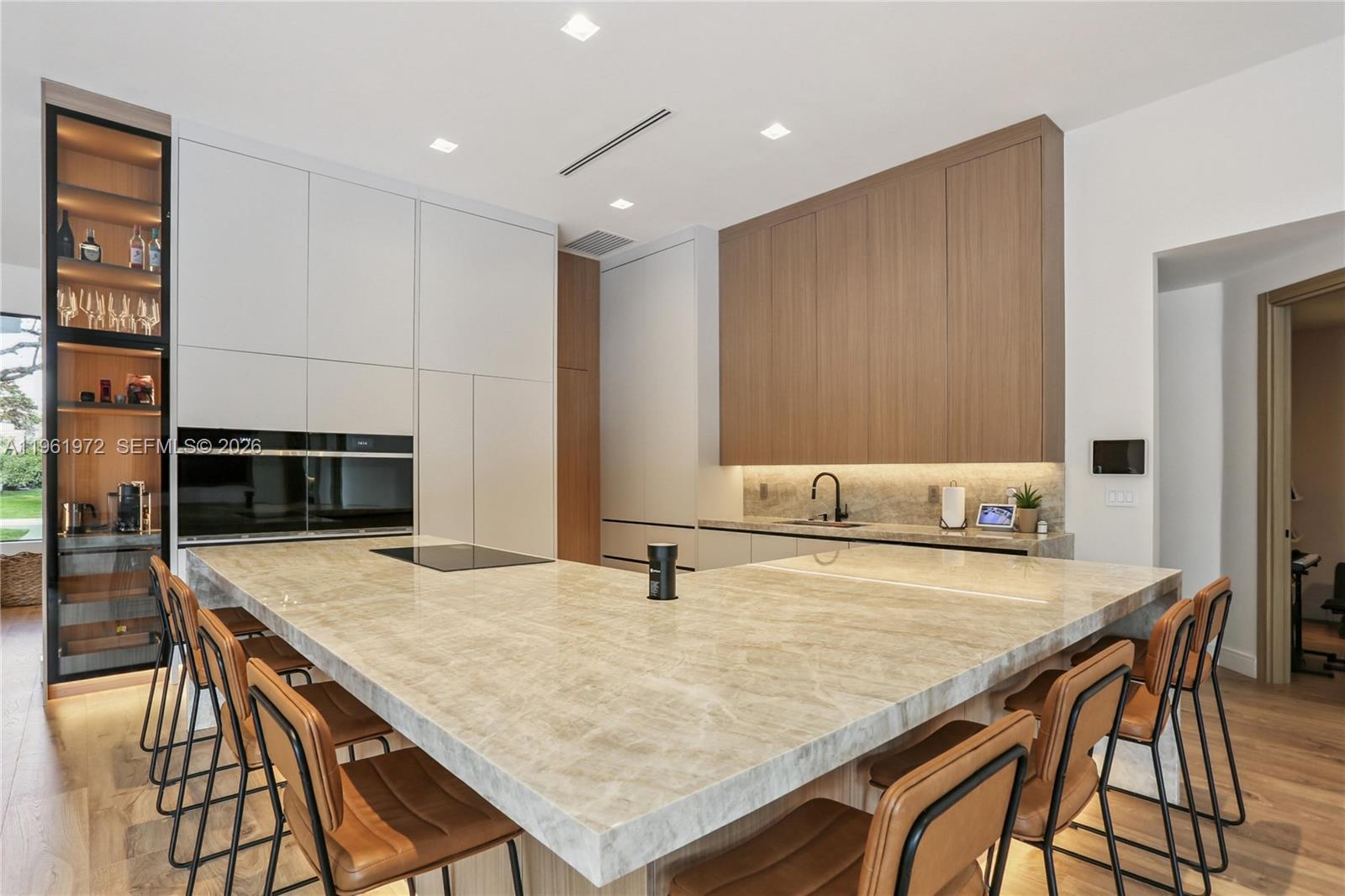 12100 NW 21st Ct Plantation, FL 33323