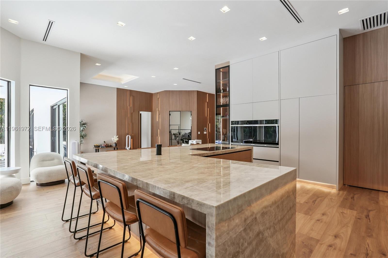 12100 NW 21st Ct Plantation, FL 33323