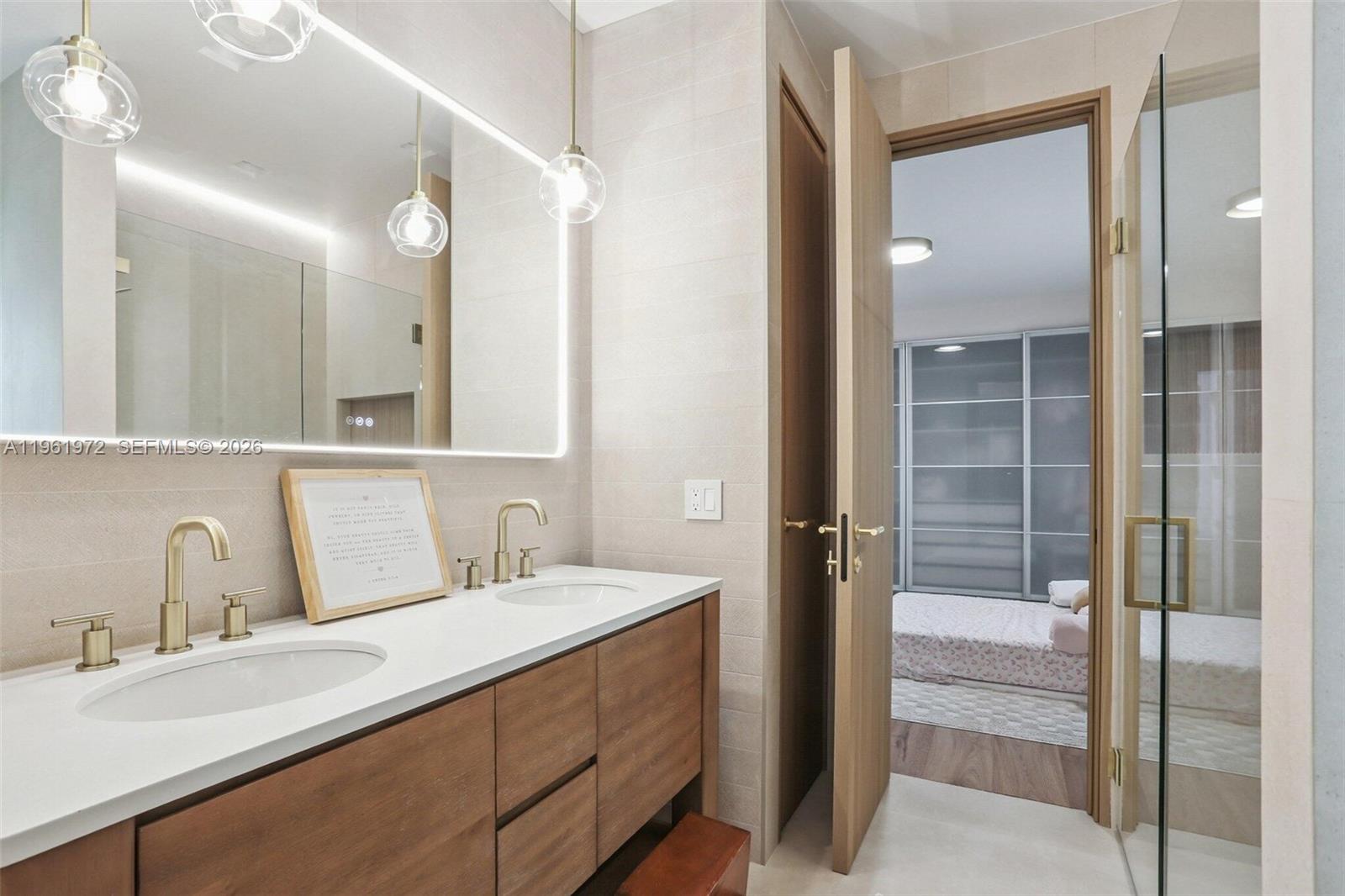 12100 NW 21st Ct Plantation, FL 33323