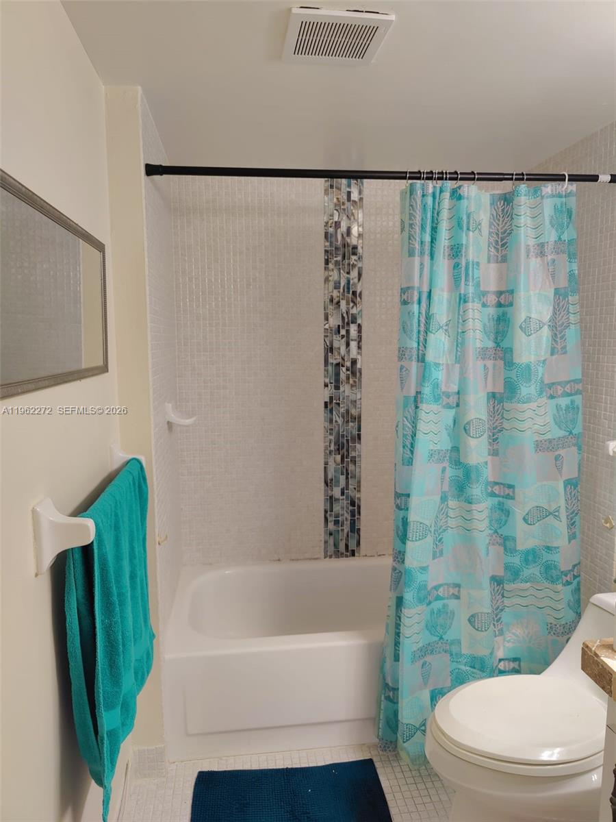 4168 Inverrary Dr #301 Lauderhill, FL 33319