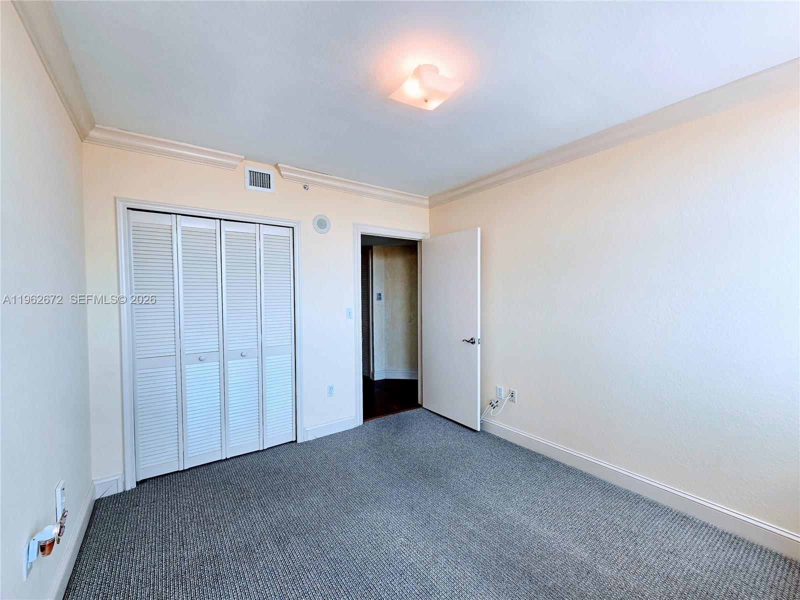 1625 Kennedy Cswy #1207C North Bay Village, FL 33141